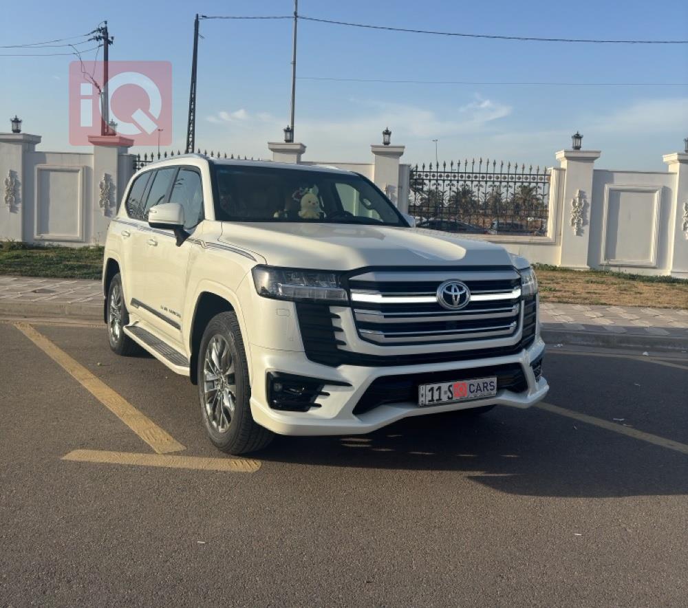 تويوتا لاندكروزر